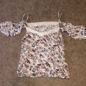 Off the shoulder, flowy, floral top!